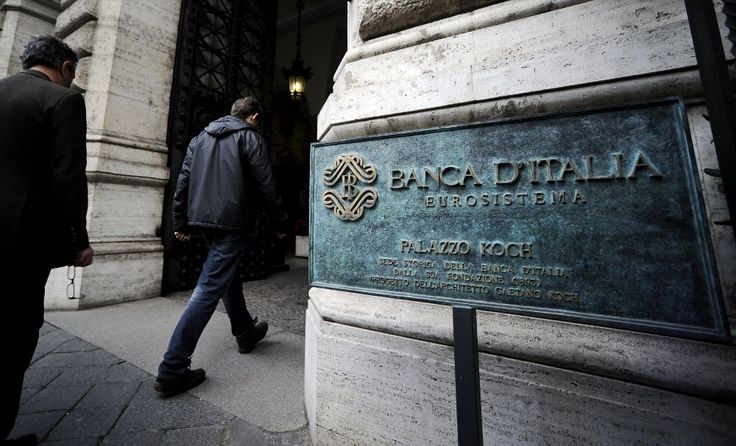 Un impiegato di banca può guardare il tuo conto Guida completa sulla privacy bancaria in Italia e all’estero, con leggi, limiti e differenze principali (1)